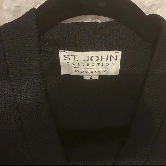 ST John Black Cropped Knit Cardigan Size 2 - Picture 3 of 8